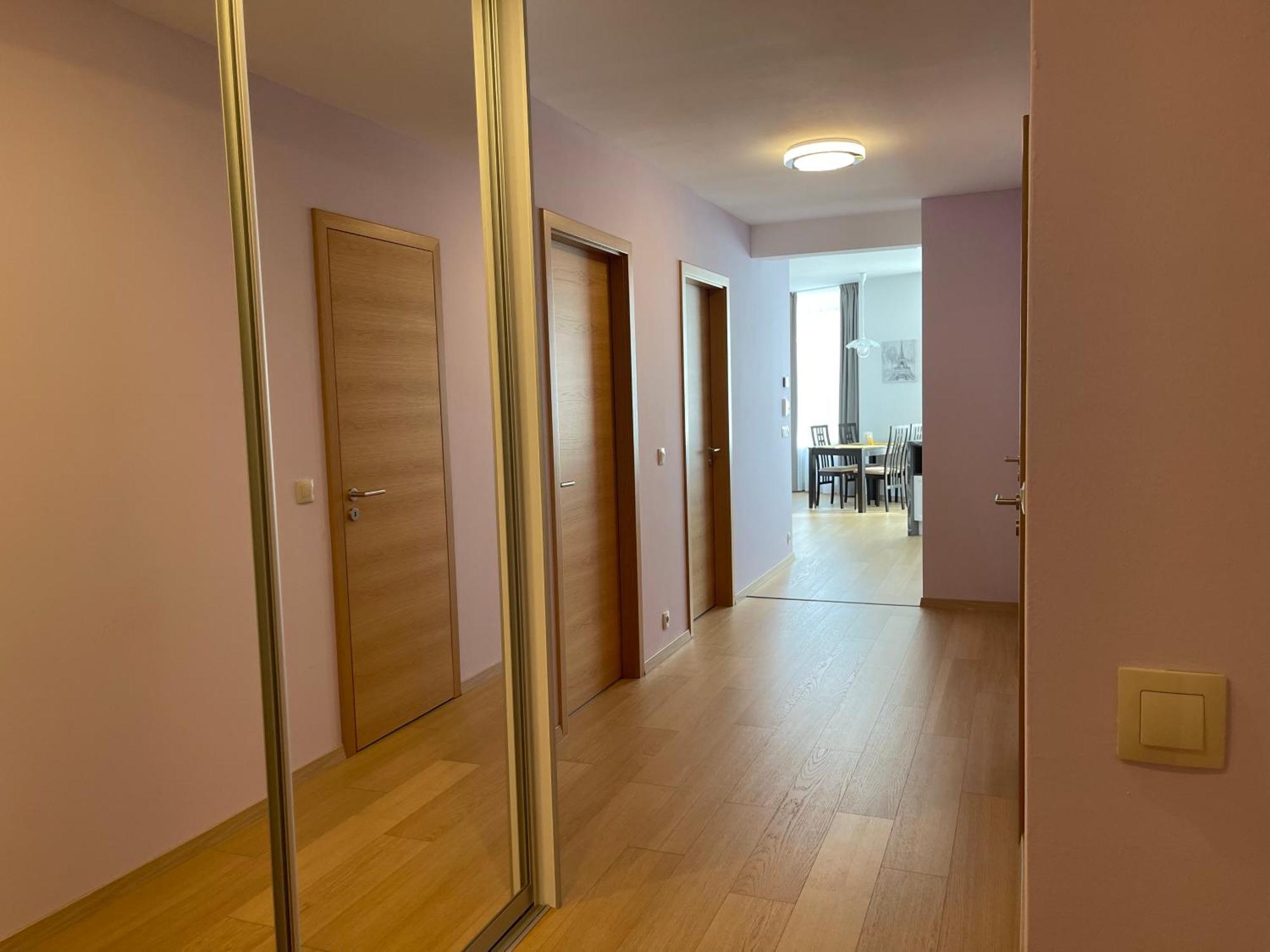 Sag Panorama City Apartment 3 Rooms Free Parking Free Wifi Pressburg Exterior foto